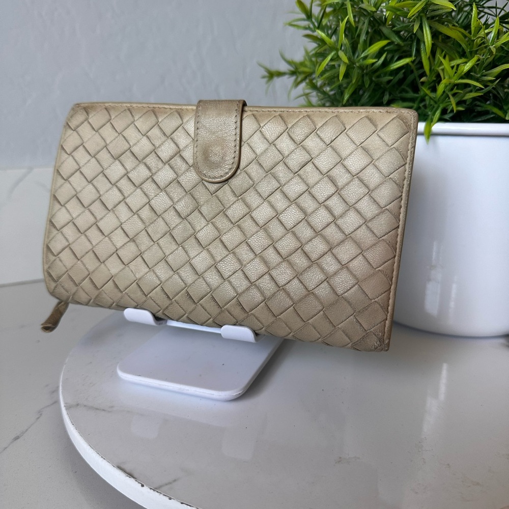 Bottega Veneta Intrecciaoto long wallet